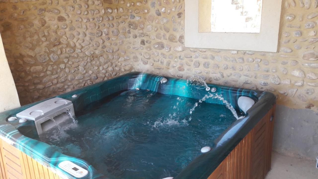 Chambre A La Ferme Au Milieu Des Lavandes Valensole Buitenkant foto